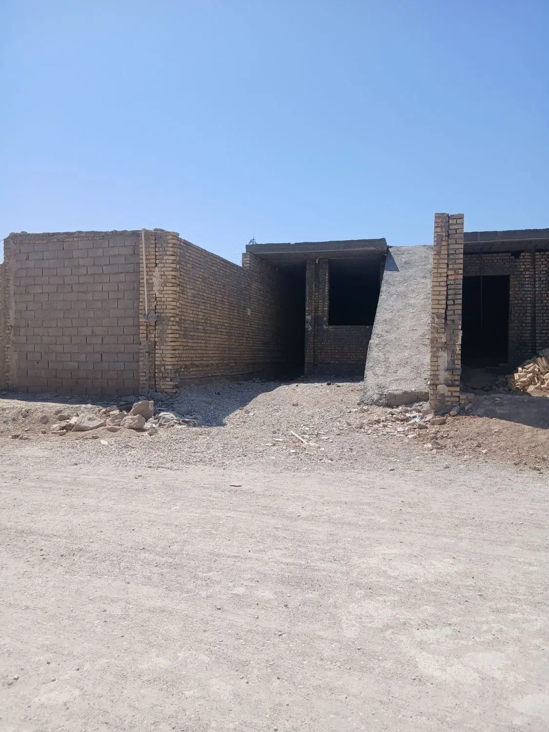 خانه نیم ساخته کوی سادات فرعی ۴