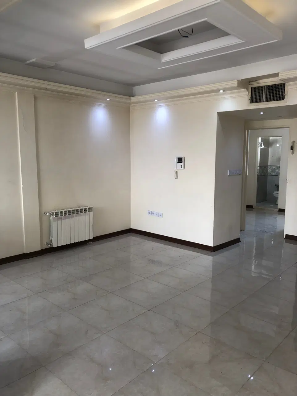 ۷۰ متر افسریه جنوبی با پارکینگ اصلی