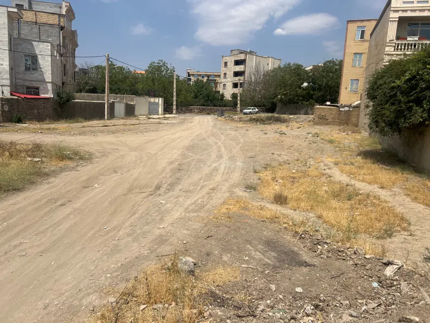 ۱۳۴۰ متر زمین جیلارد