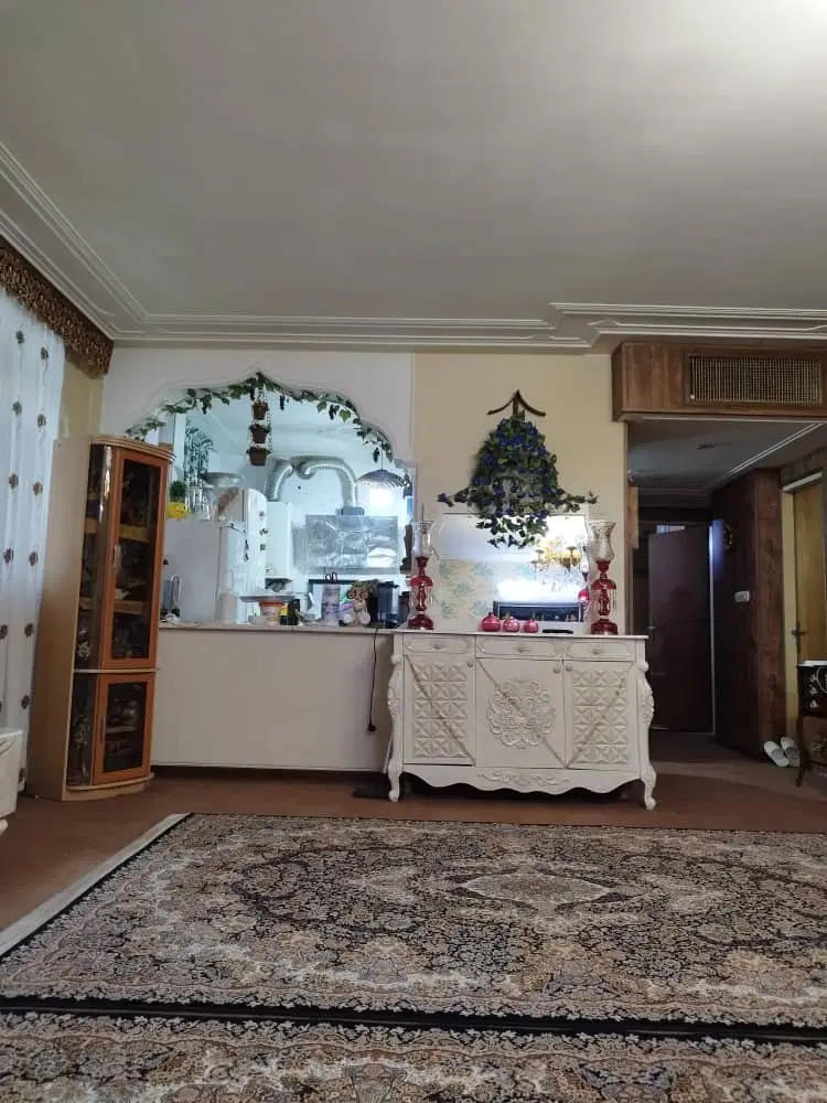 منزل چهار خوابه، طبقه دوم