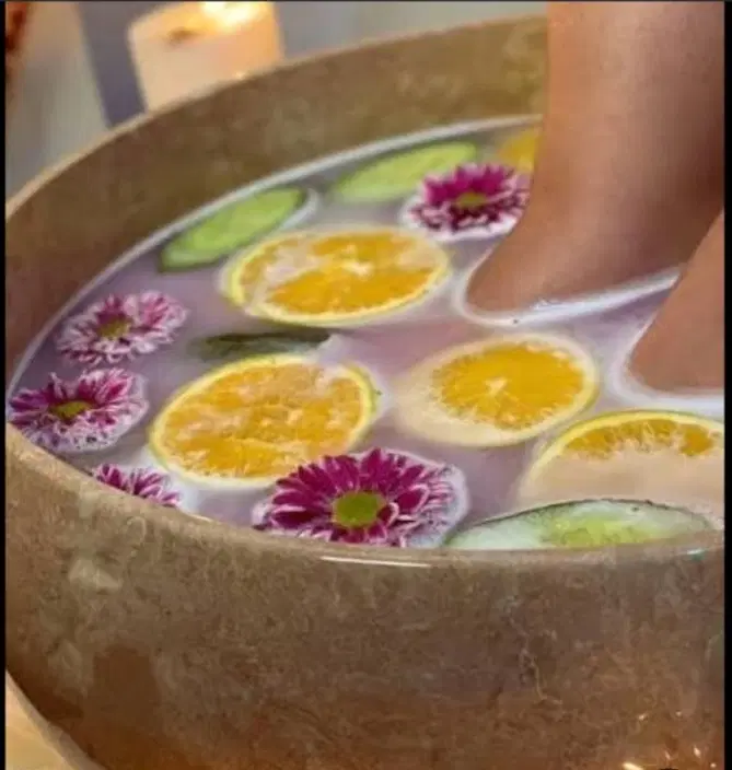 اجاره لاین پدیکور و کف سابی بلوار آزادگان