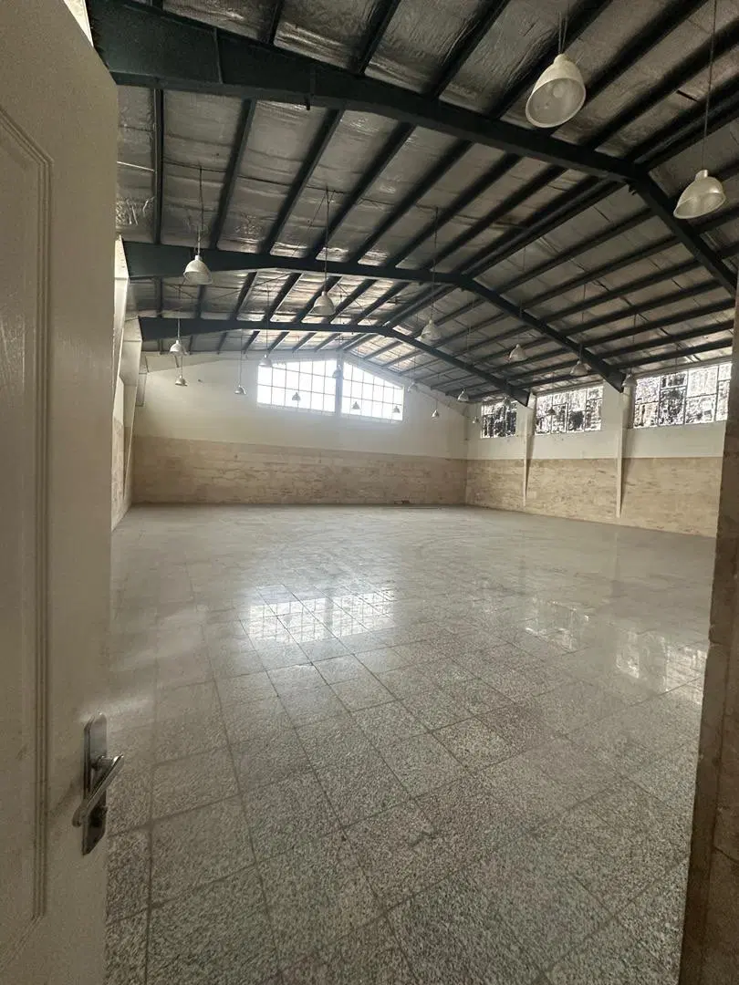 اجاره کارخانه ۱۱۰۰ متر