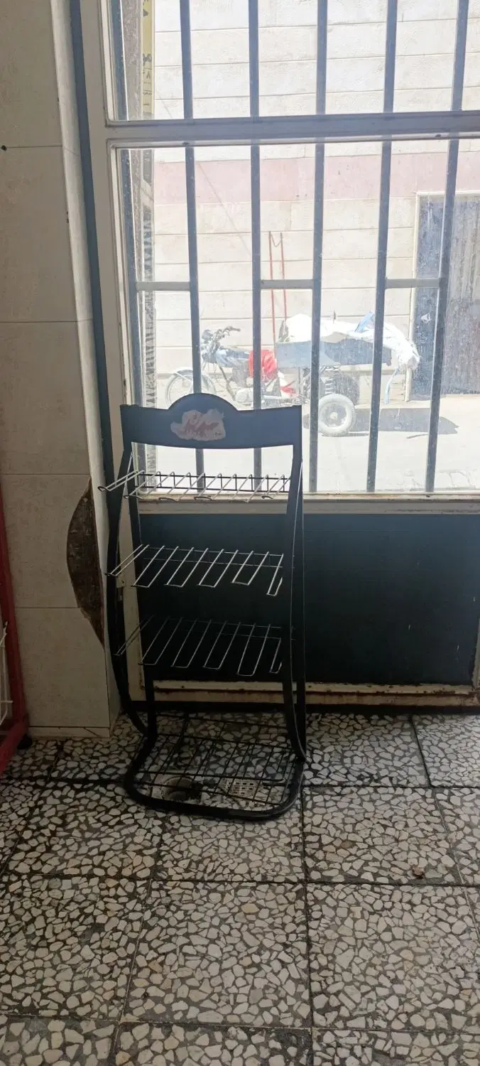یک باب مغازه ۱۳ متری