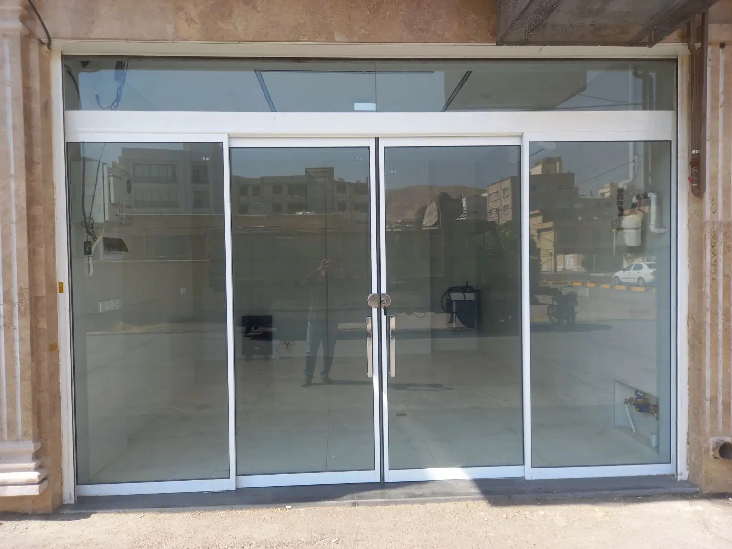 مغازه فروشی در طلاب