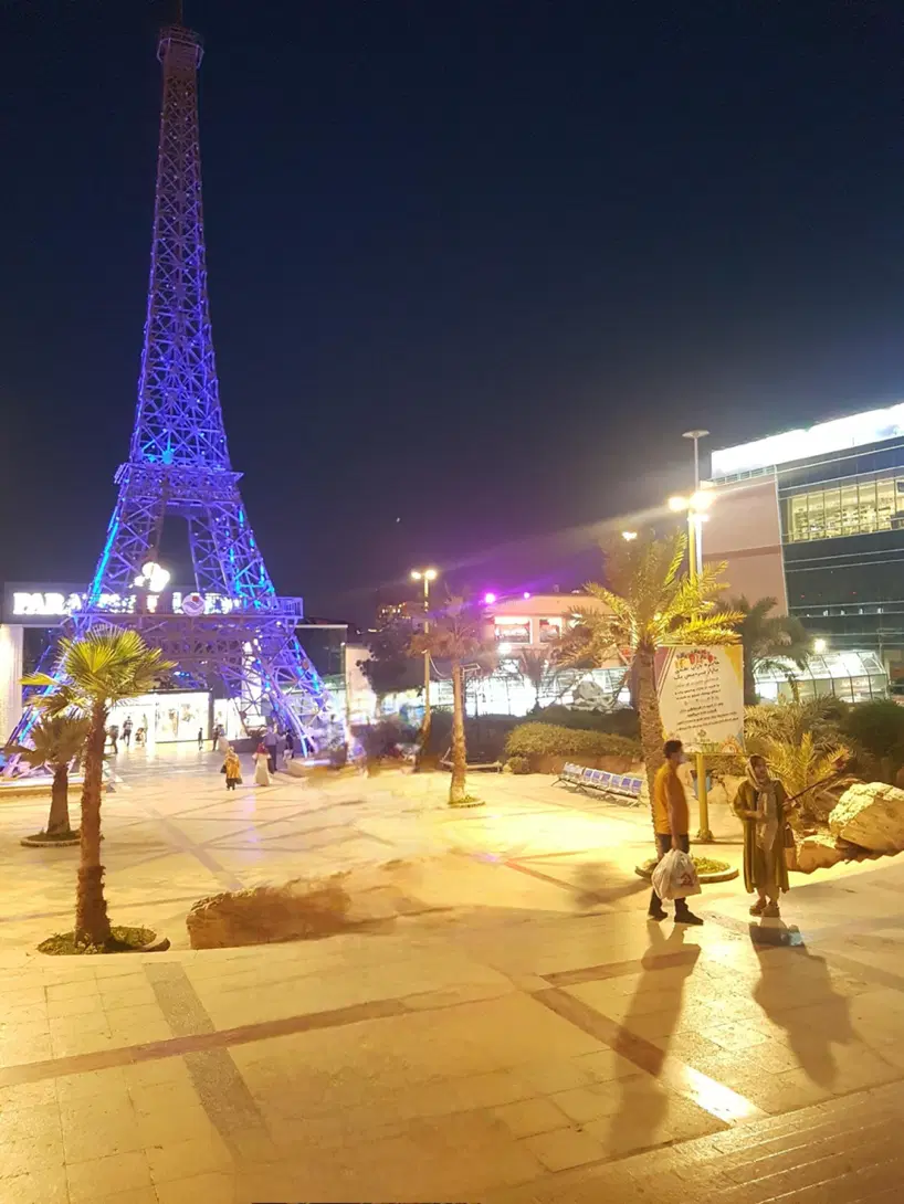 واحد دفتر اداری در مرکز شهر