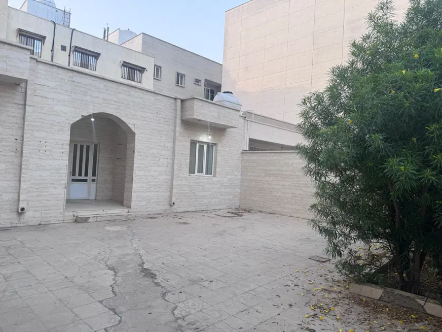 رهن و اجاره ویلایی تجاری اصلی باغ زهرا