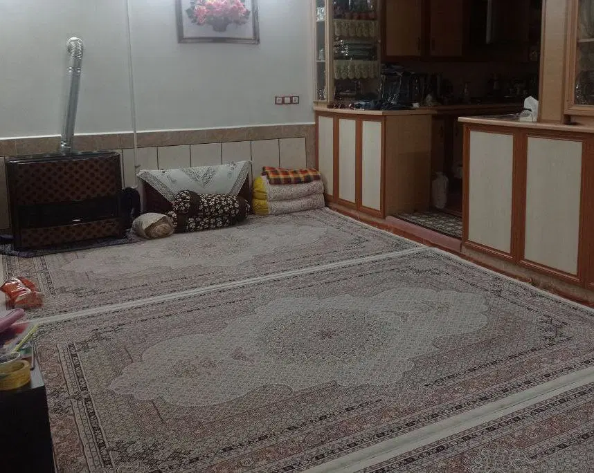 طبقه اول ۹۰ متر خیر اباد