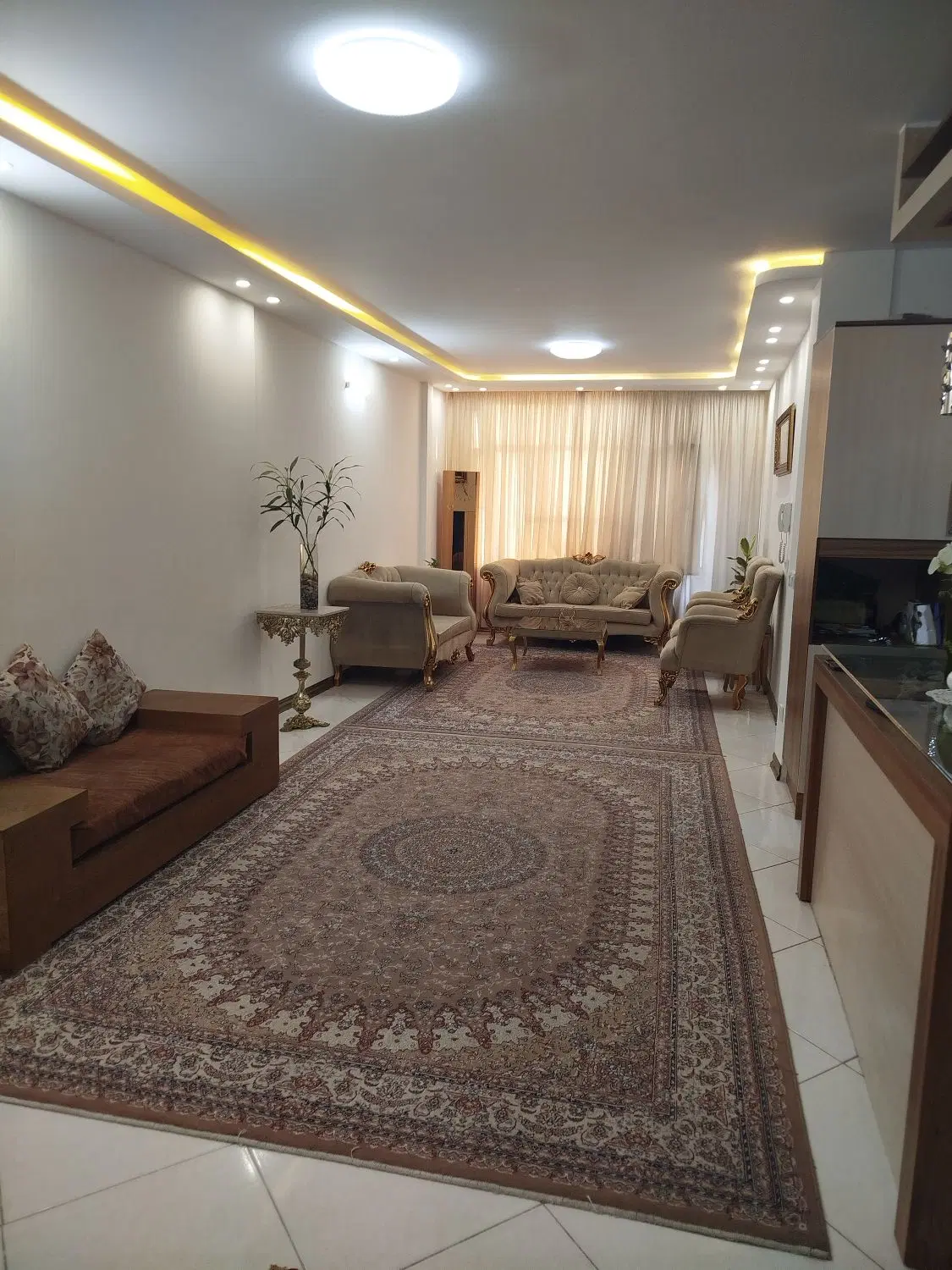 آپارتمان فروشی نوید 19 چراغچی 61