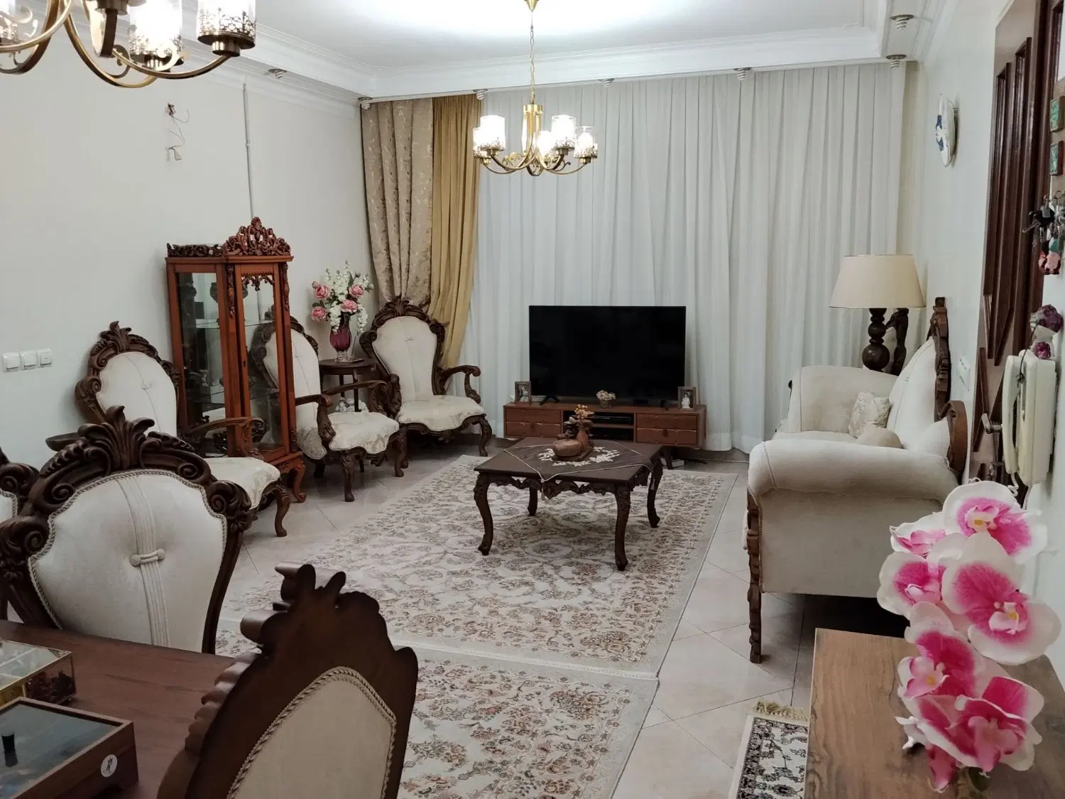 اجاره واحد ۹۰ متری کوچه محمدیه