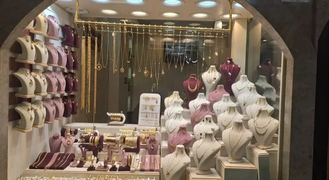 مغازه طلاو جواهر فروشی ( اجاره)