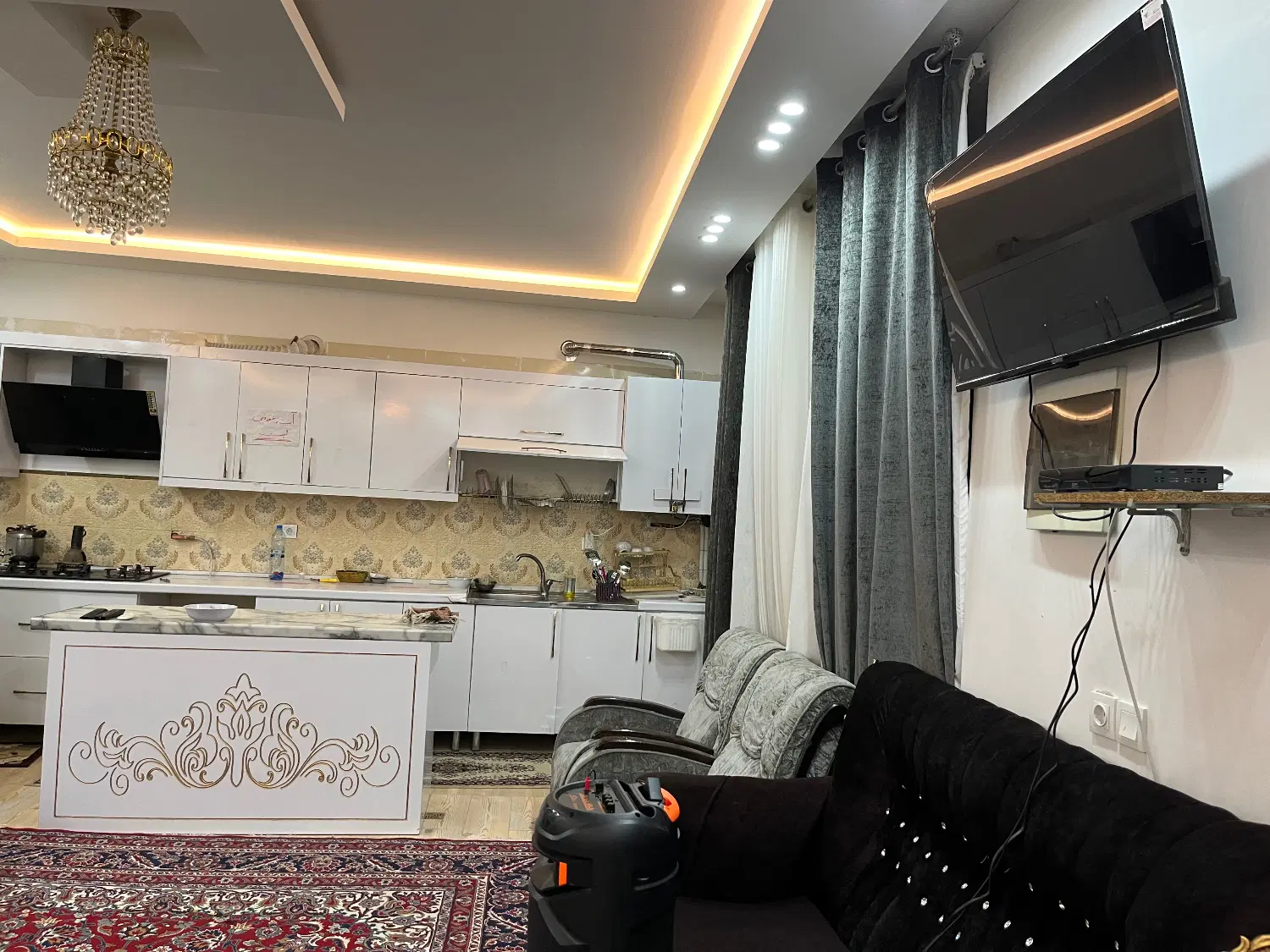 باغ شاهنامه شیک لاکچری