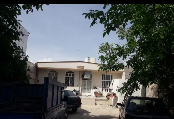 ساختمان مسکونی
