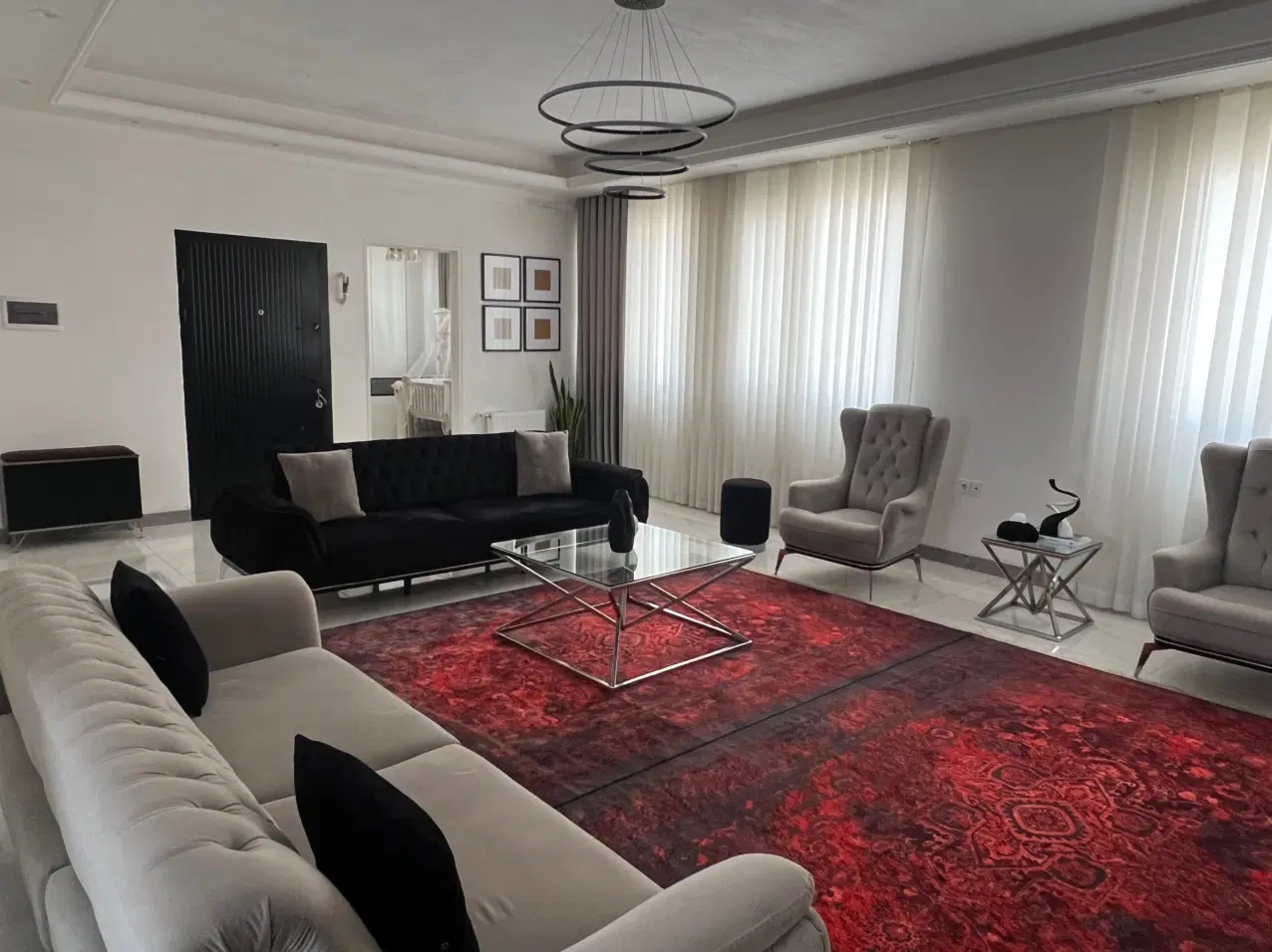 آپارتمان تک واحدی