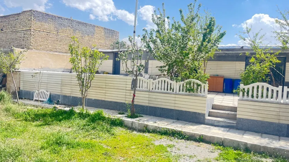 باغ مجهز در دل شهر