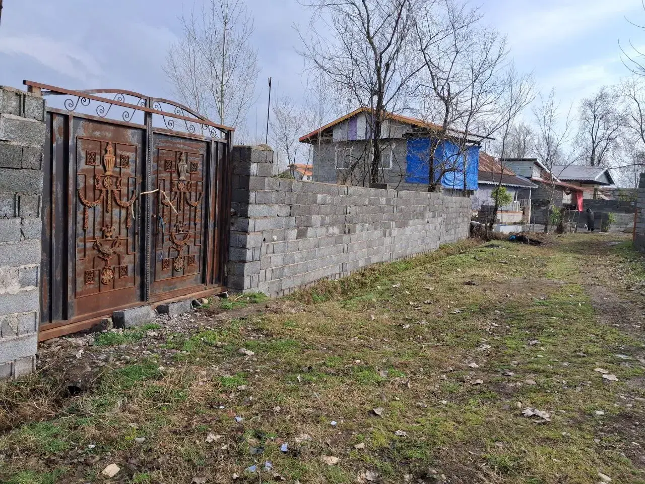 ۴۰۰ متر زمین با کاربری مسکونی در چهارده