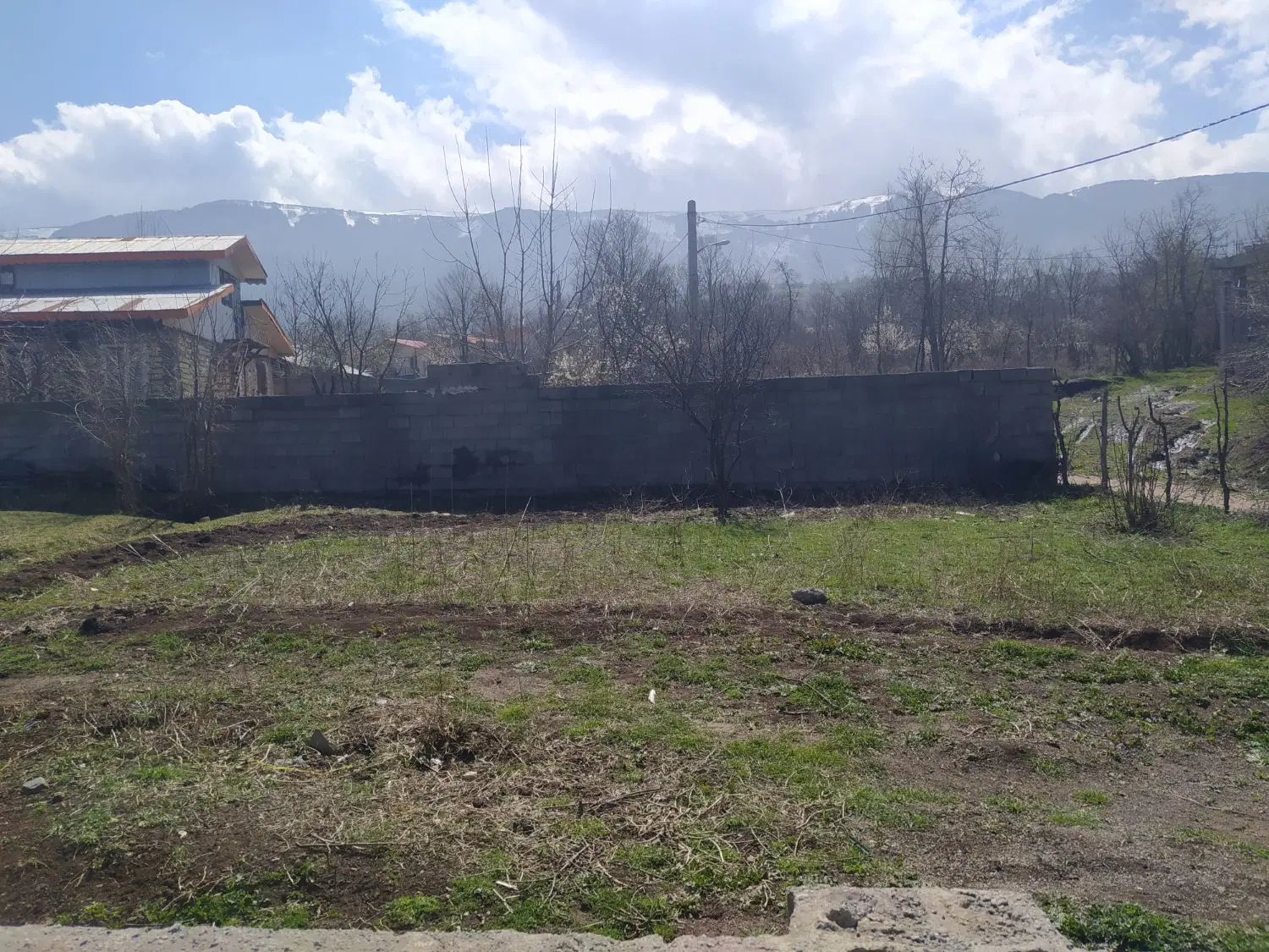 زمین مسکونی