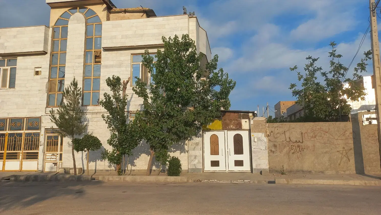 فروش ویلایی دوطبقه