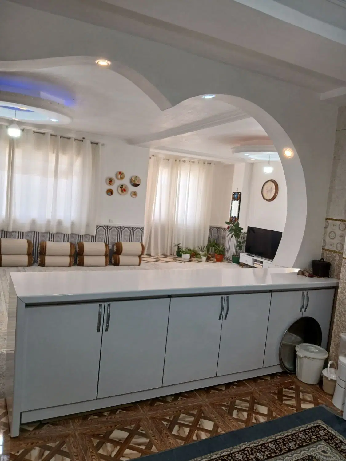 آپارتمان دو خوابه زیرتل