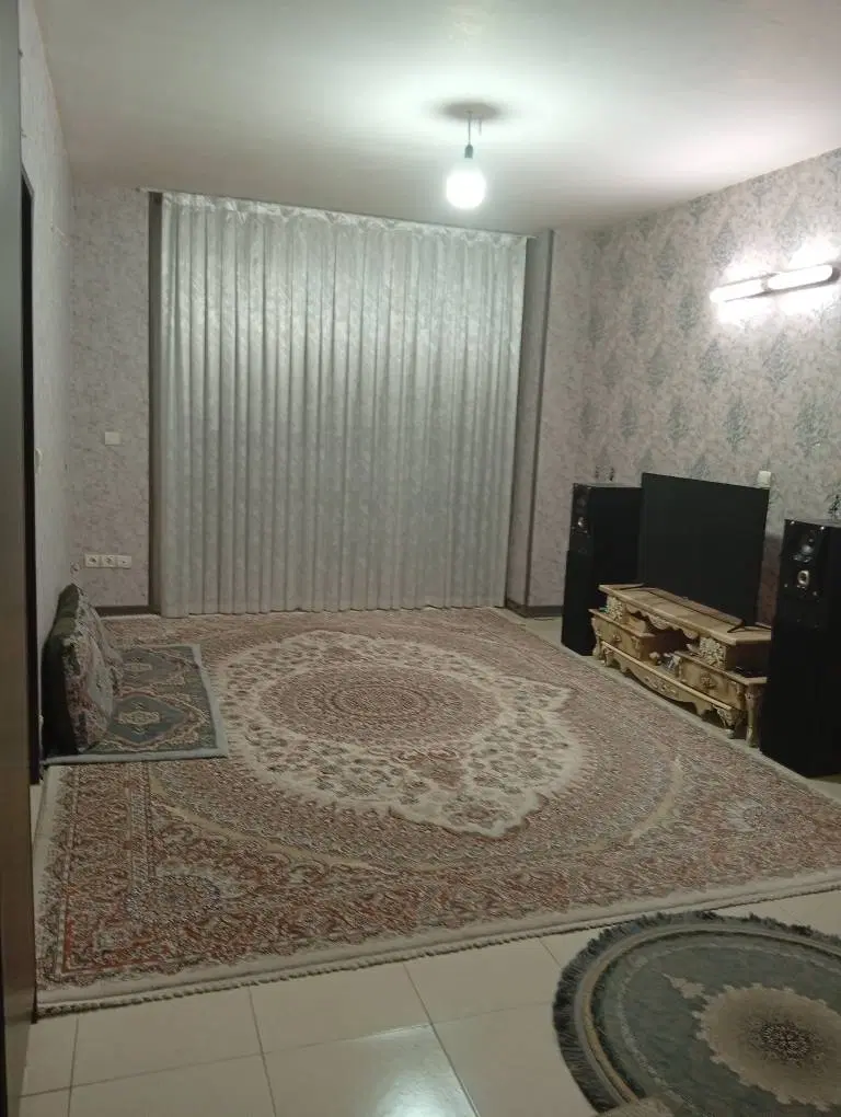 یک واحد آپارتمانی