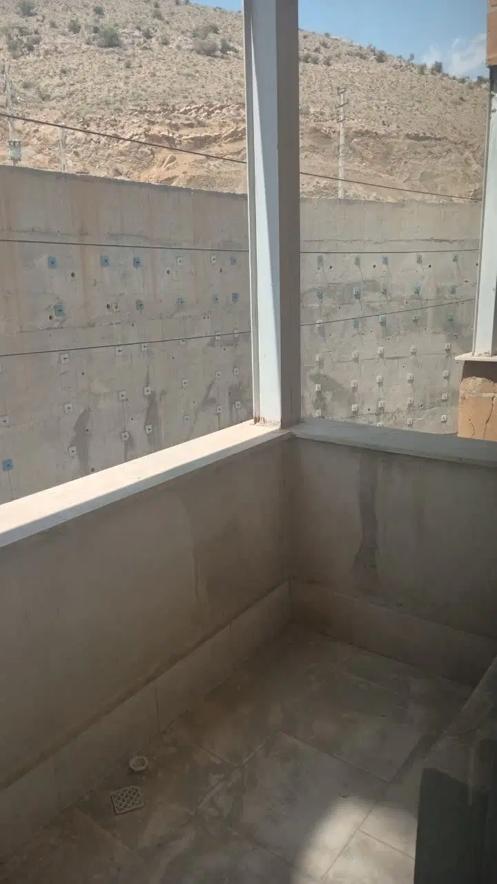 ۸۴ متر،  فاز ۹، پارکینگ مسقف