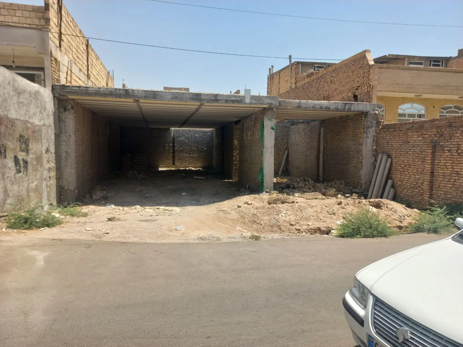 زمین نیمه ساز جمهوری خ شعرباف