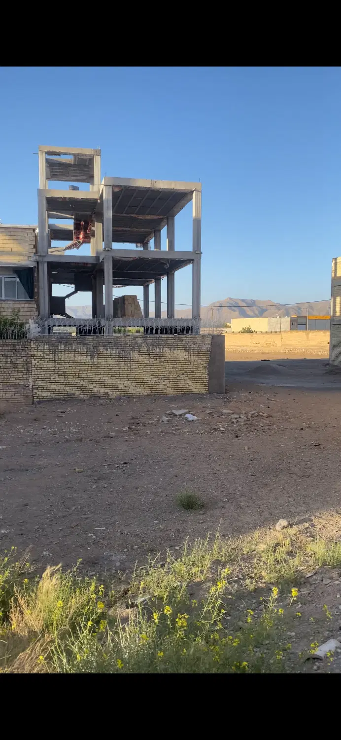 زمین مسکونی