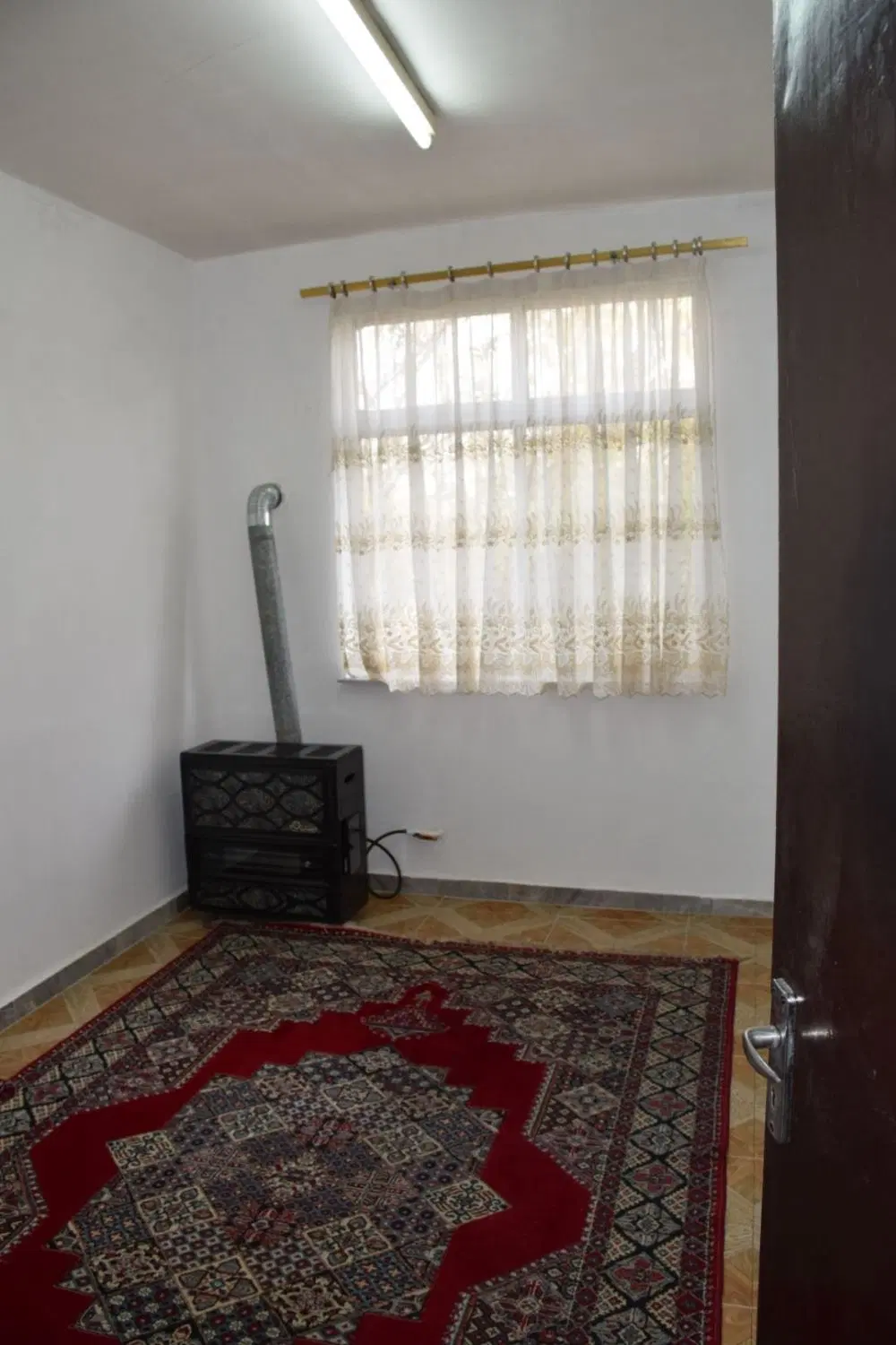 اجاره خونه ویلایی ۶۰۰متری جاده رشت به فومن