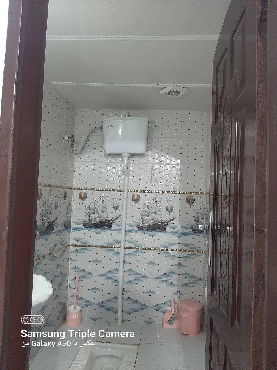 فروش چهار طبقه ویلایی شیک باصحن حیاط بالا۷۰متری
