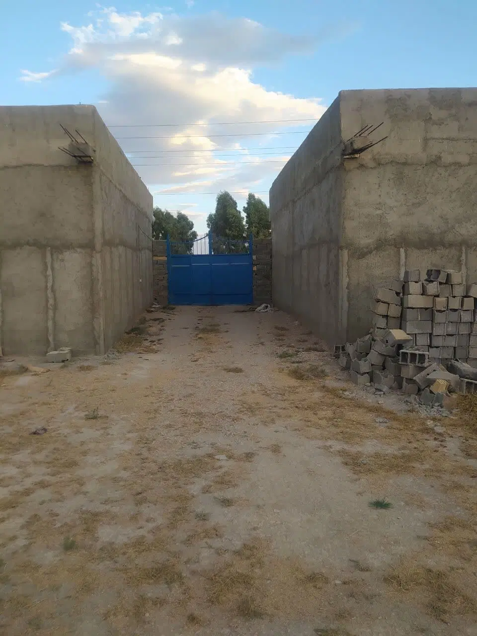 ۱۰۰۰ متر چهار دیواری قلعه شور