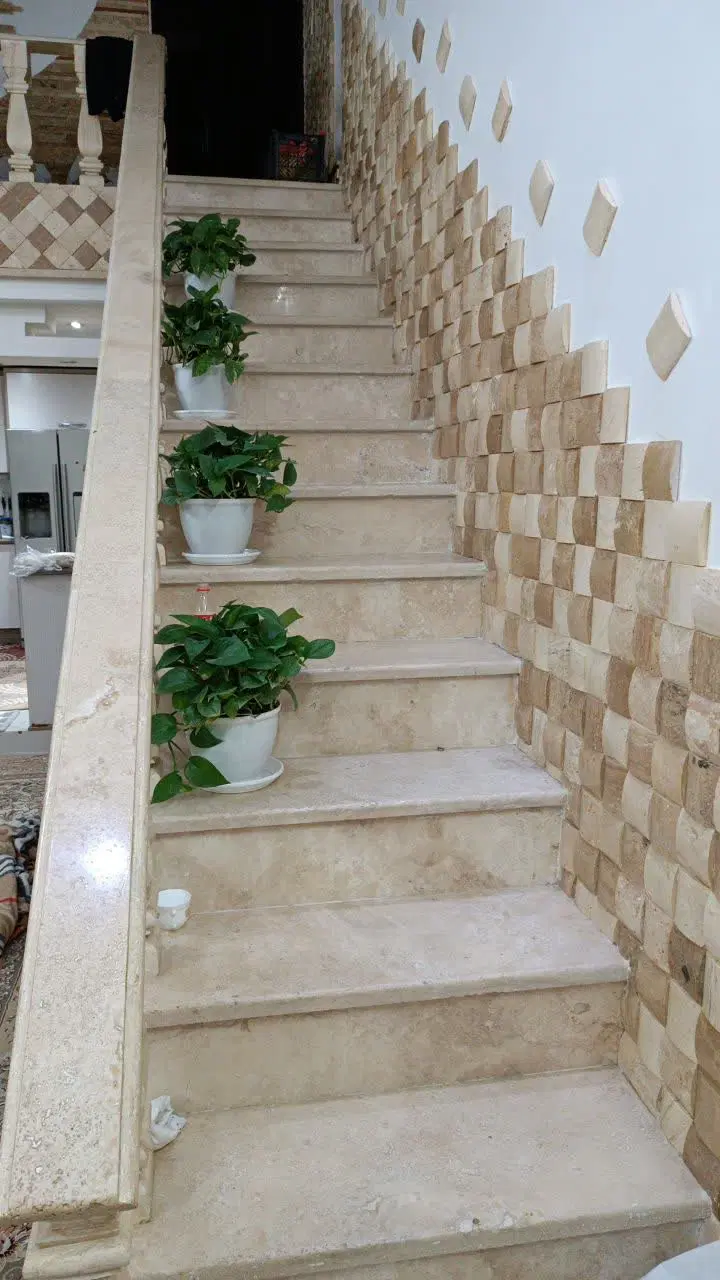 منزل  ویلایی دوبلکس زیر زمین وطیقه بالا