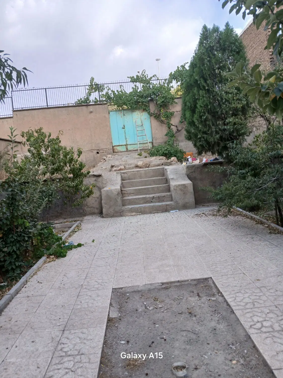 خانه ویلابی ۵۵۵ متر مساحت