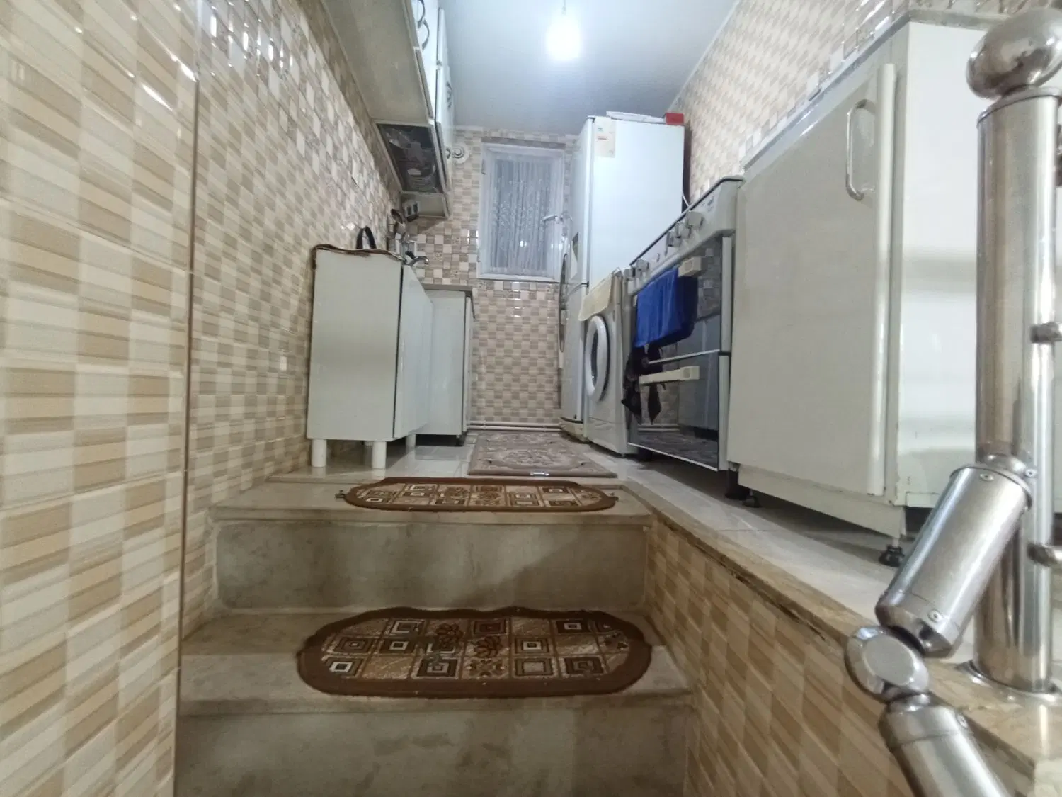 یک خانه مسکونی واقع در فرجه