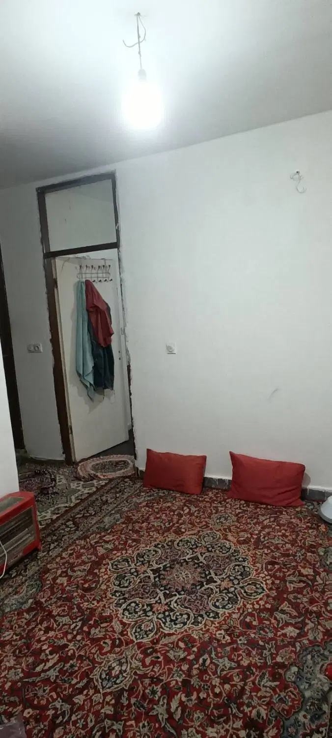 آپارتمان ۵۰متری تک واحدی طبقه  چهارم