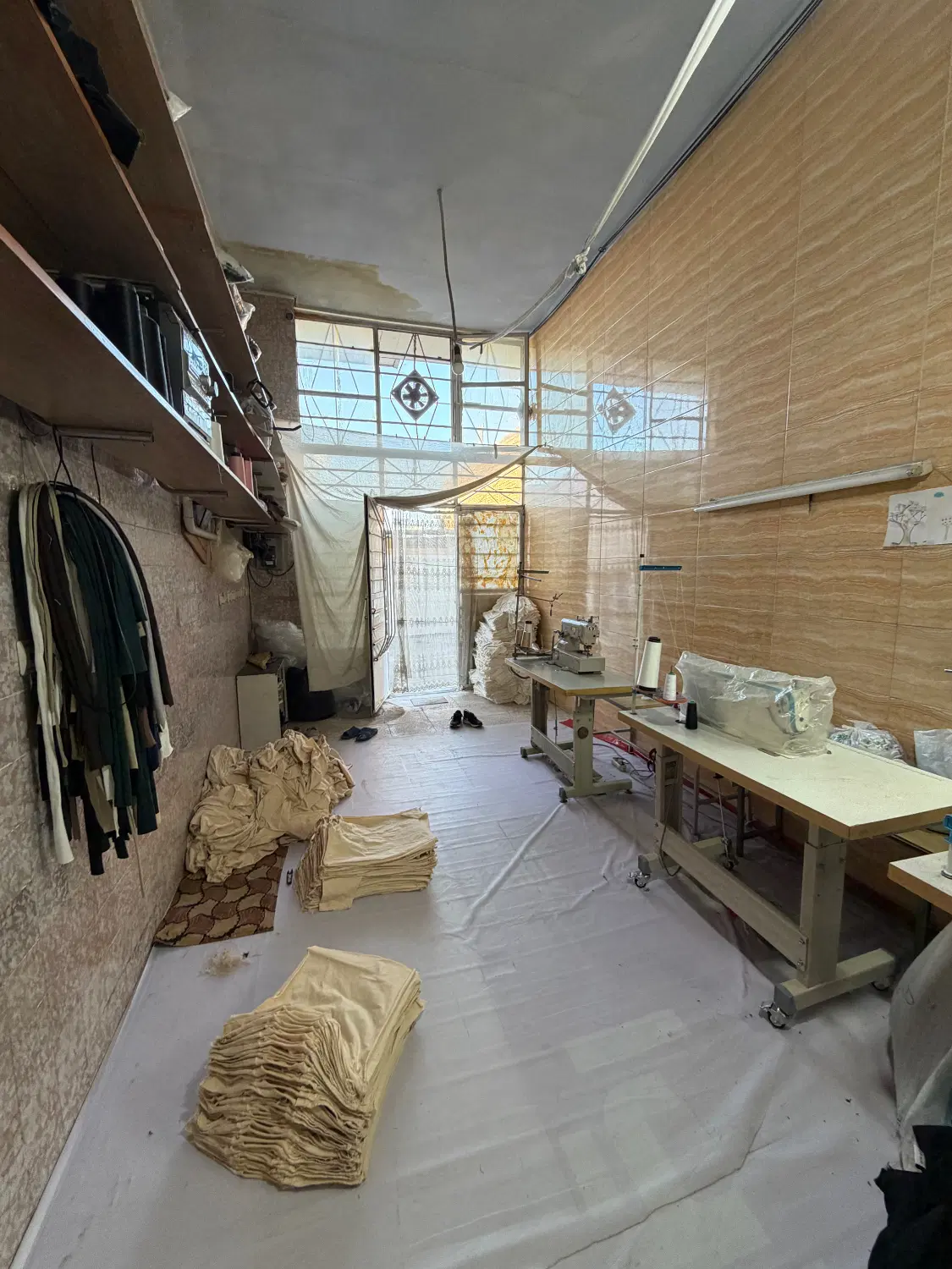 مغازه داخل کوچه شاهپسند