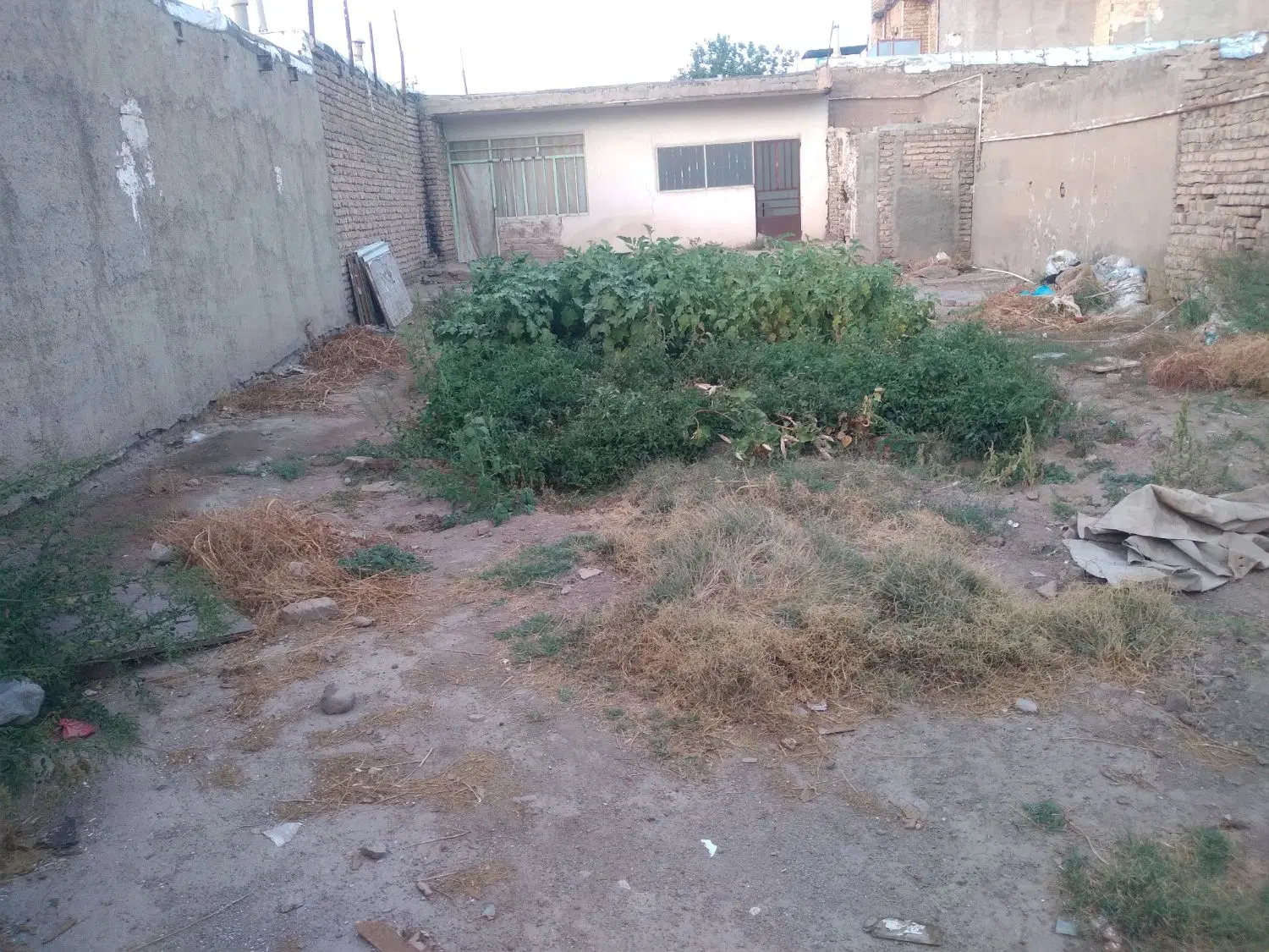 زمین ناصرآباد