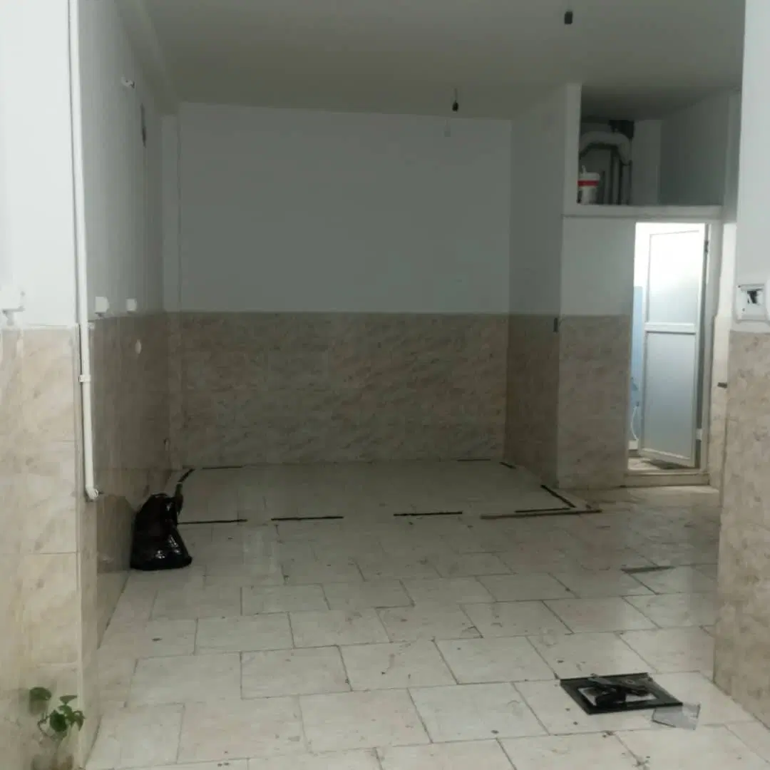 مغازه_ انبار_ کارگاه ۳۵ متری با برق ۳ فاز