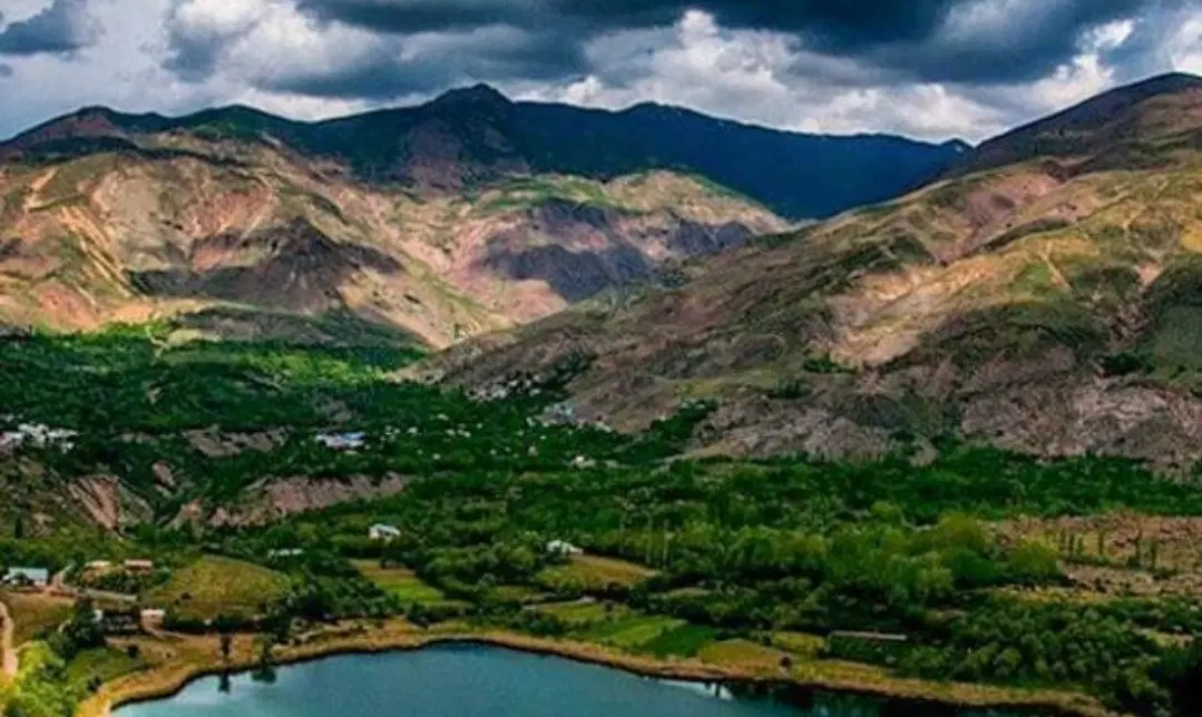 زمین روستای زرشک