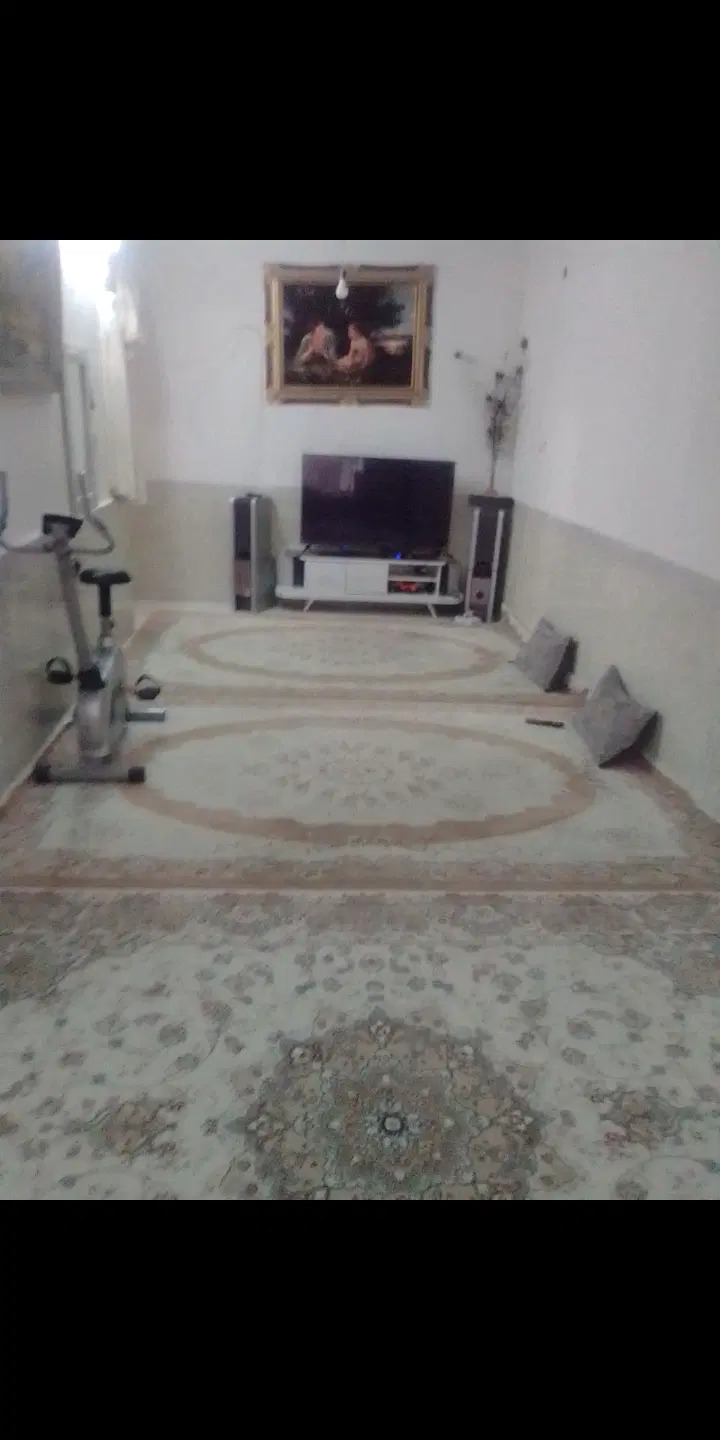 فروش خانه ویلایی در هفده شهریور.