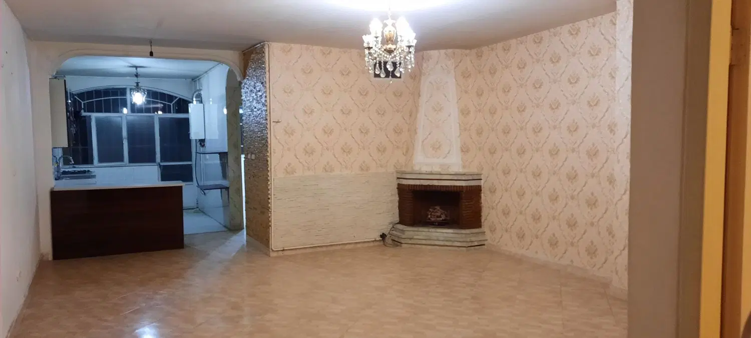 واحد 83متری در گوهردشت