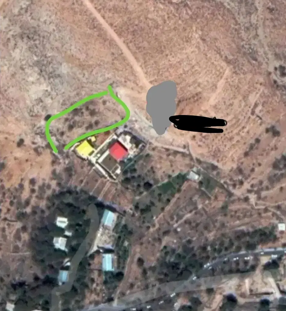 زمین منشاد