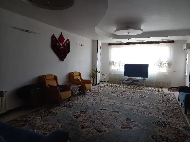 همخونه همخانه خانم