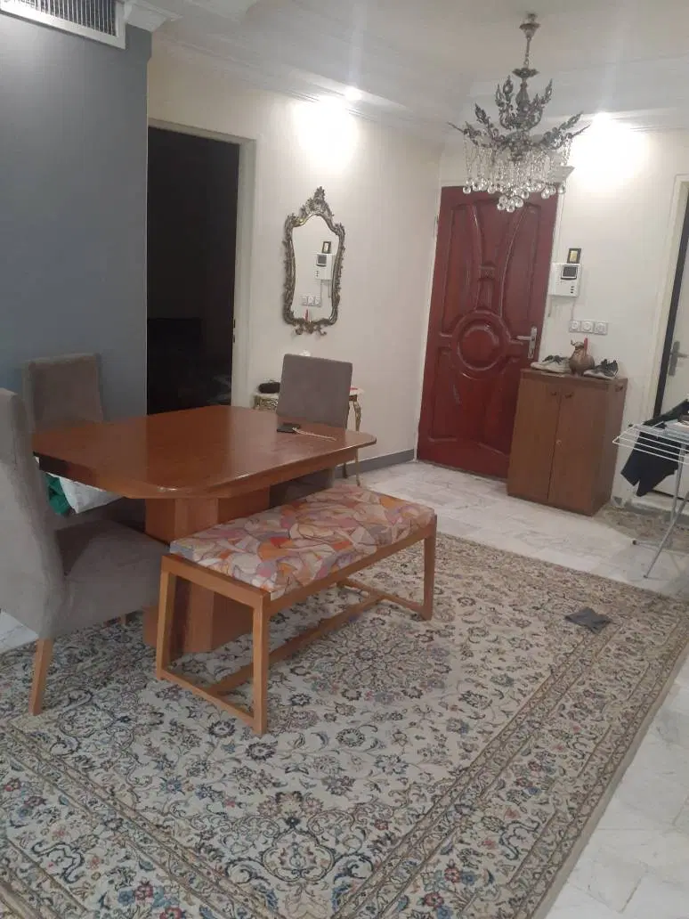 70 متر تهرانپارس غربی دوخواب با آسانسور و انباری