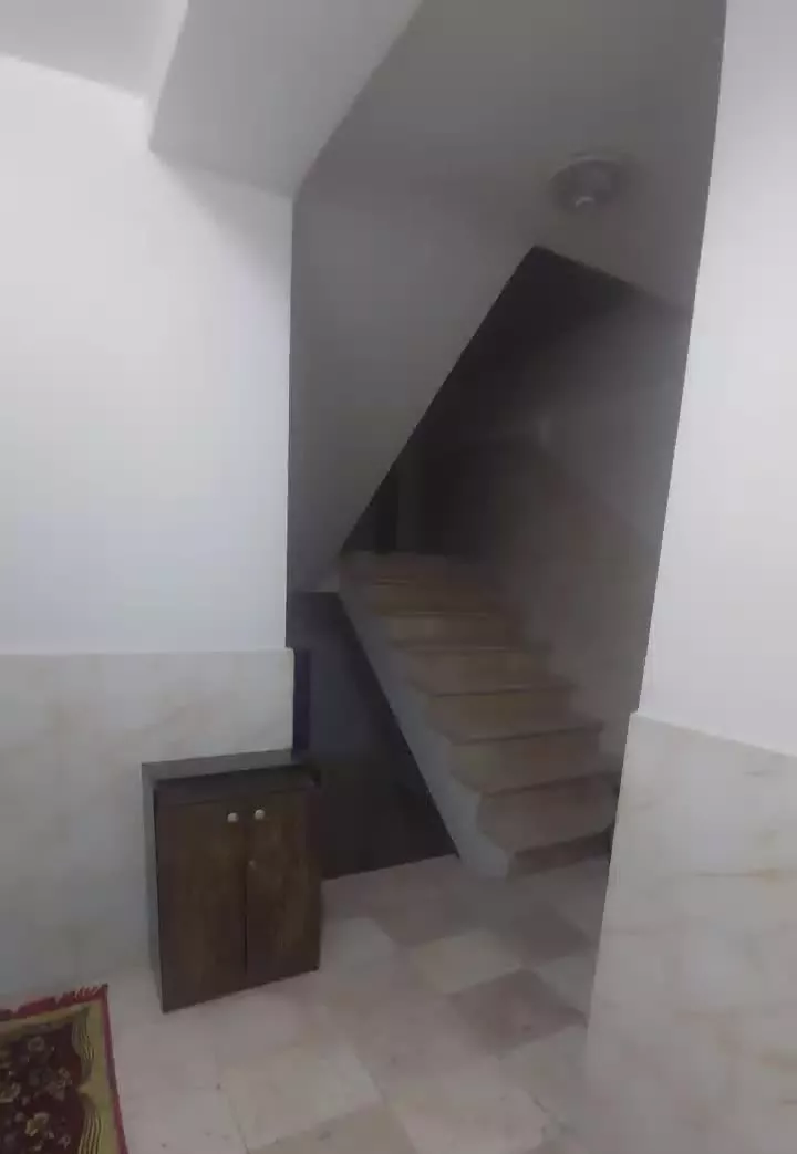 واحد ۱۰۰ متری ۲ خواب