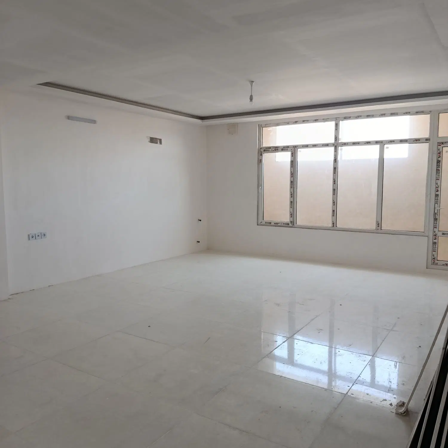 ۱۱۰متری خیابان طالبی