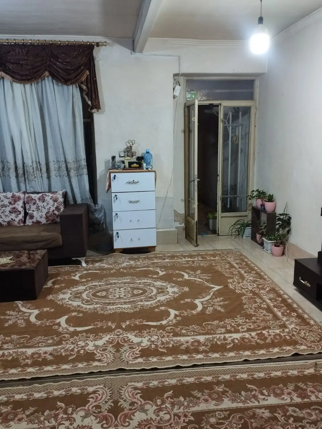 خانه ۱۲۰ متری ده مجنون