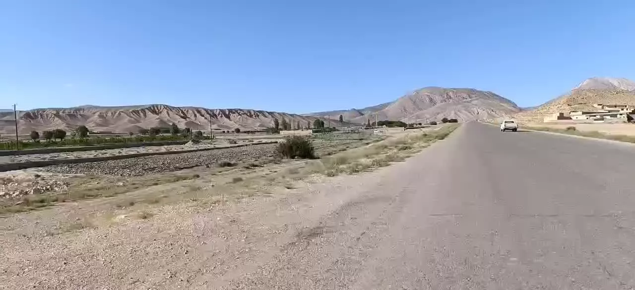 فروش زمین کشاورزی بر جاده اصلی در دیباج