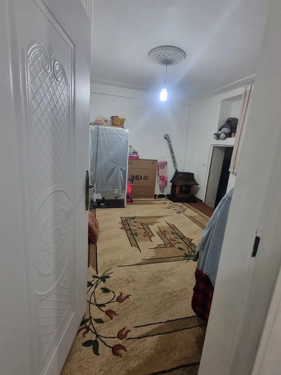 اجاره منزل ویلایی متراژ زمین ۳۰۰ متر معلم ۵
