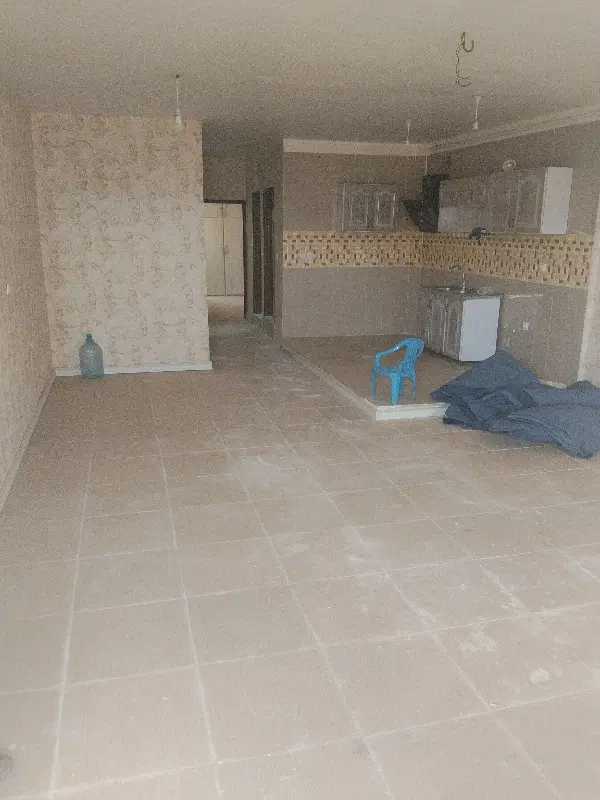 یک واحد 100متری