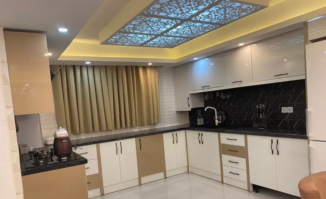 ویلای استخردار تازه ساخت مستقیم از مالک مرکز شهر