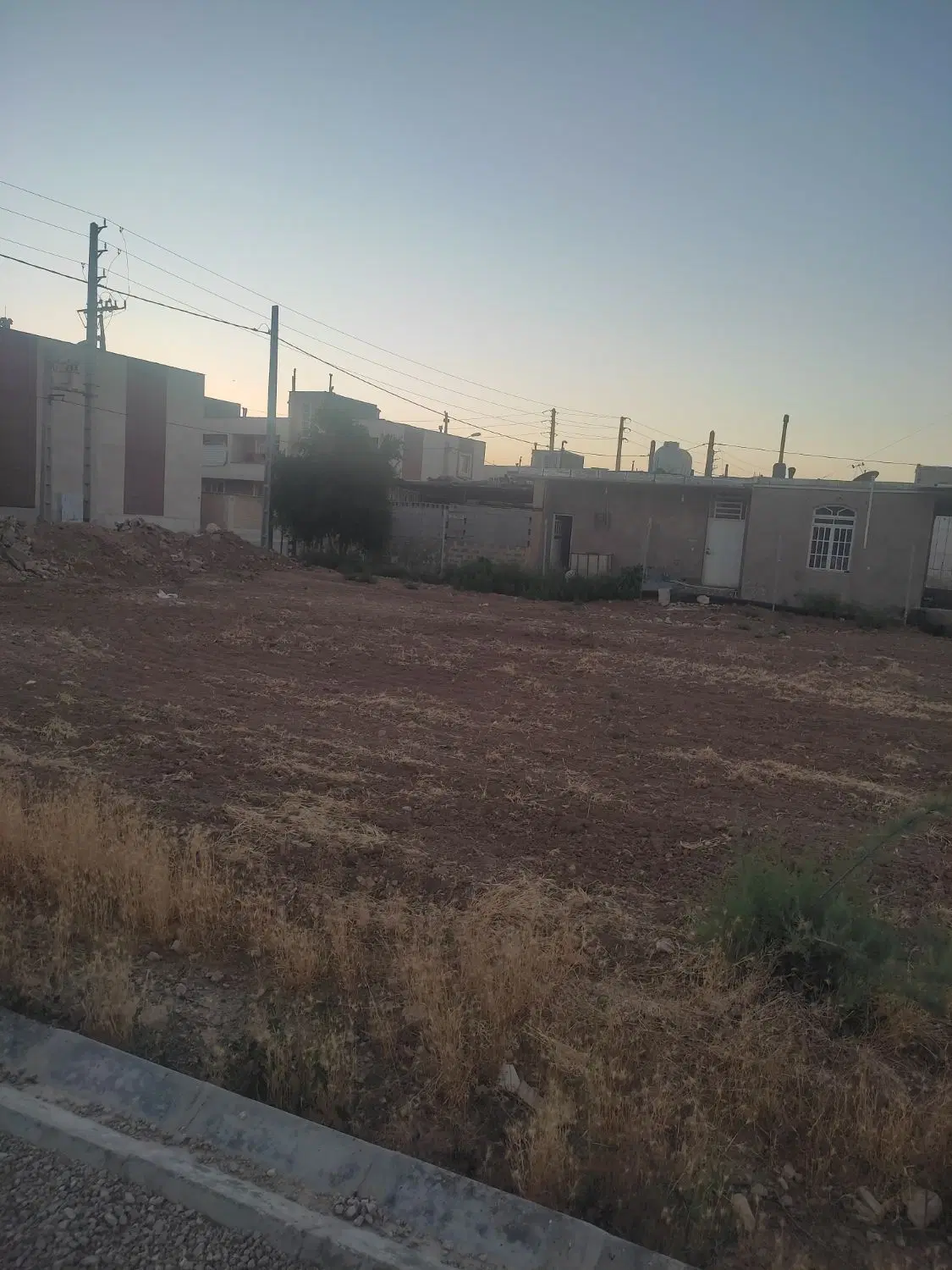 فروش زمین مسکونی زرقان